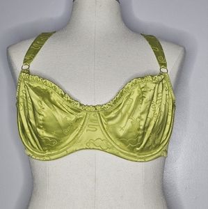 NWT SAVAGE Fenty satin unlined cup bra with ruffle detail